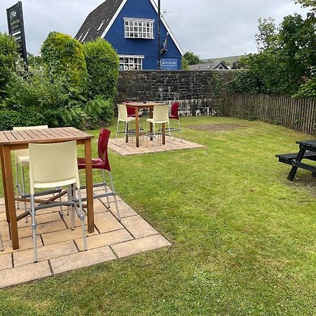 Ynyscedwyn Arms Hotel Ystradgynlais Eksteriør billede